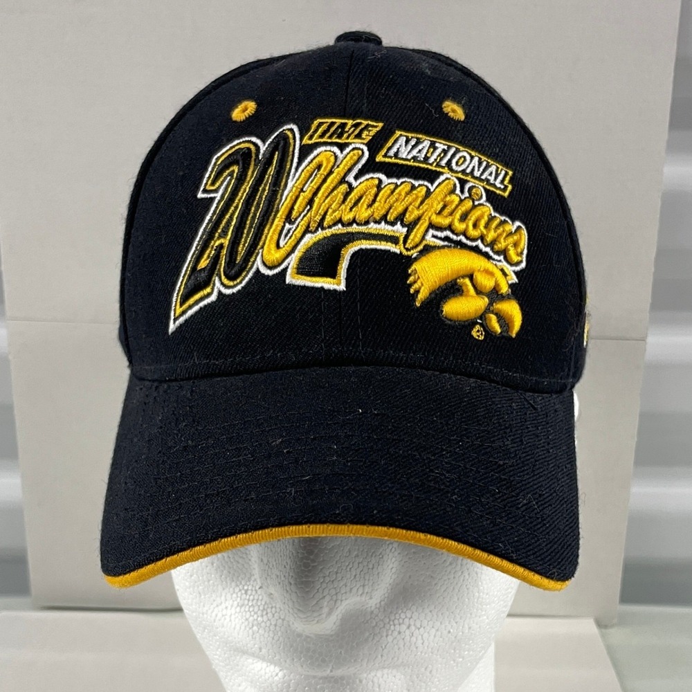Zephyr Iowa Hawkeyes Wrestling National Champions Hat Black Gold Z Hat Mens